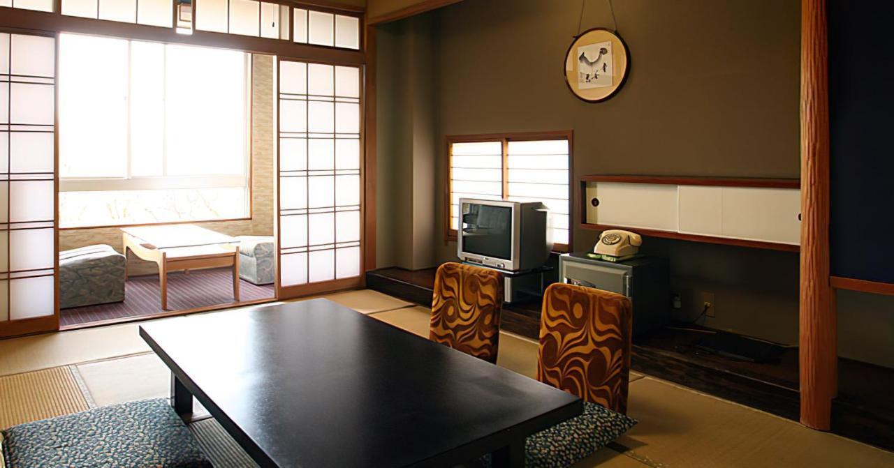 Hotel Ikaho Ginsui Shibukawa Exteriér fotografie